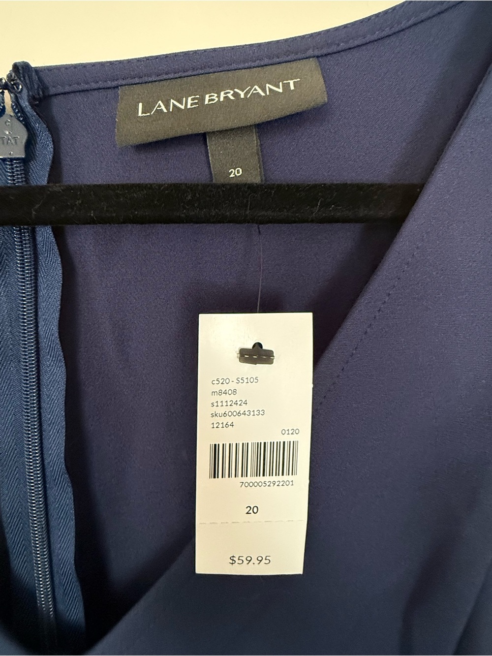 NWT Lane Bryant Short-Sleeve V-Neck Lena Top, Size 20, Navy Blue - Picture 3 of 5